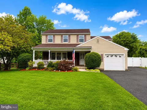 1826 Roan Dr, Warrington, PA 18976