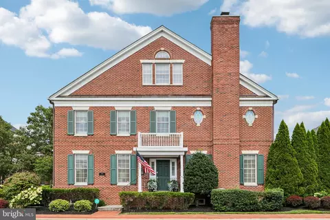 405 E Centre Ave, Newtown, PA 18940