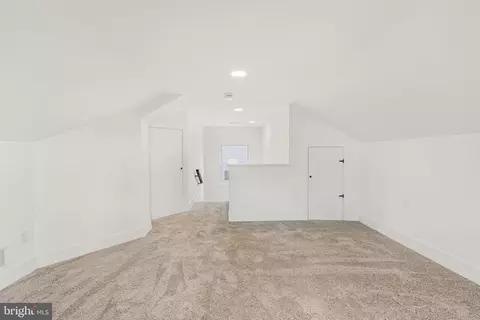 Entry Way - 200 Maple St, Warminster, PA 18974 photo 11 of 12