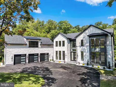1502 Chinquapin Rd, Southampton, PA 18966