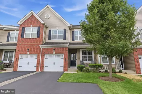 170 Saddlebrook Dr, Bensalem, PA 19020