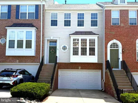 27 Addison Ct #2804, Doylestown, PA 18901