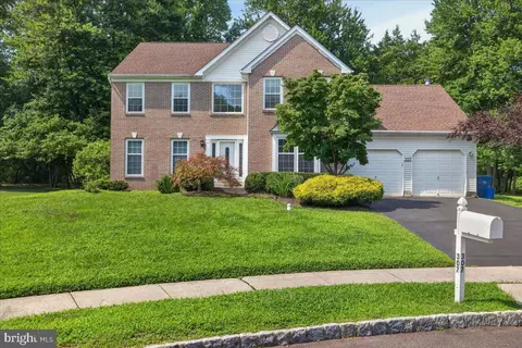 307 Frazer Dr, Yardley, PA 19067