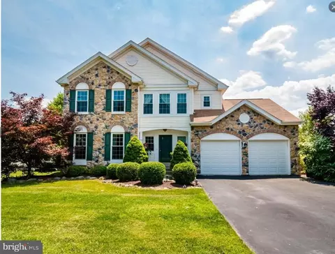 623 Coach Dr, New Hope, PA 18938