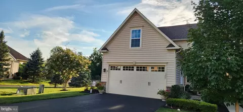 1239 Heron Ct, Quakertown, PA 18951