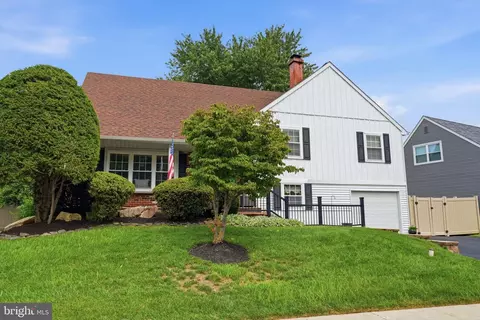 3620 Clear Springs Dr, Bensalem, PA 19020