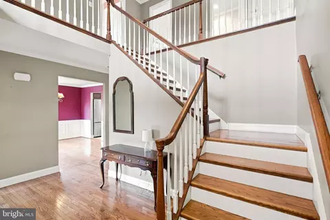 Entry Way - 1066 Hackney Cir, Warrington, PA 18976 photo 2 of 9