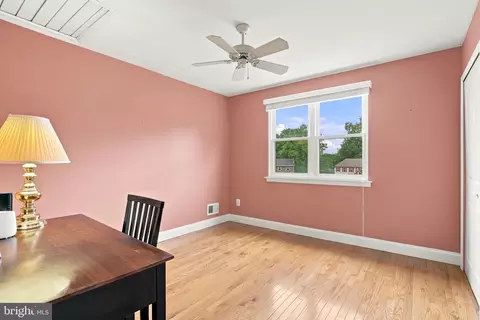 Bedroom - 1066 Hackney Cir, Warrington, PA 18976 photo 2 of 5