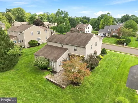View/Area - 1066 Hackney Cir, Warrington, PA 18976 photo 7 of 13