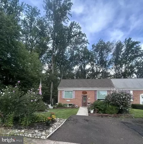 3000 Melina Ct, Bensalem, PA 19020