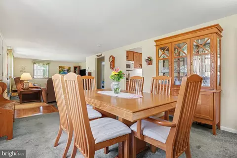 Dining - 215 Maple St, Warminster, PA 18974 photo 1 of 5