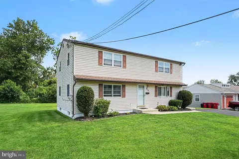 Other - 215 Maple St, Warminster, PA 18974 photo 2 of 16