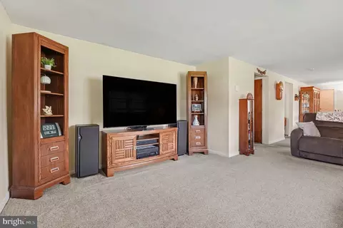 Living - 215 Maple St, Warminster, PA 18974 photo 2 of 2