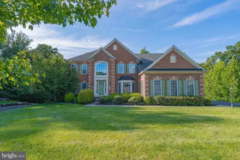 1856 Buttonwood Ln, Quakertown, PA 18951
