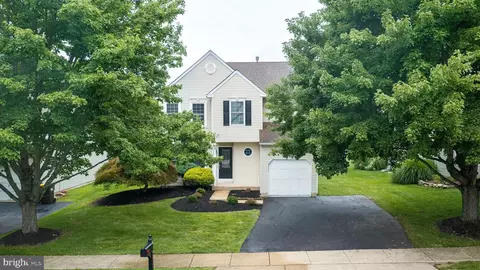 227 Forest Park Dr, Chalfont, PA 18914