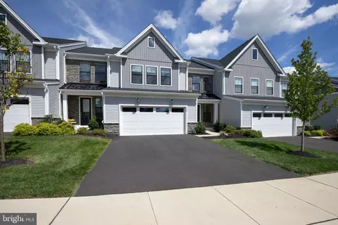 12 Mill Dr, Doylestown, PA 18901