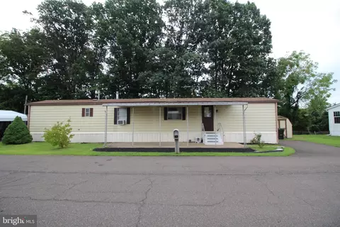 3445 Aster Ave, Feasterville Trevose, PA 19053