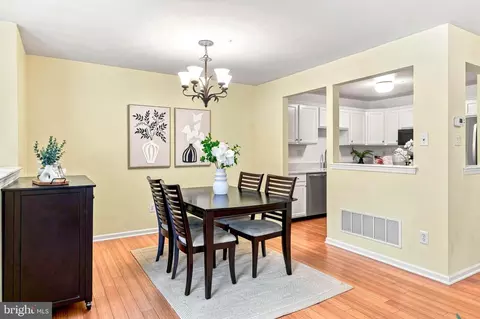 Dining - 322 Eagle Ct #206, Jamison, PA 18929 photo 2 of 3
