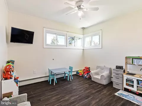 Other - 10 Apricot Ln, Levittown, PA 19055 photo 4 of 12
