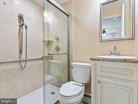 Bath - 10 Apricot Ln, Levittown, PA 19055 photo 2 of 2