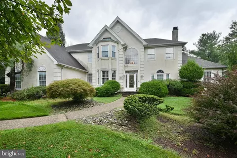 47 Loretta Cir, Richboro, PA 18954