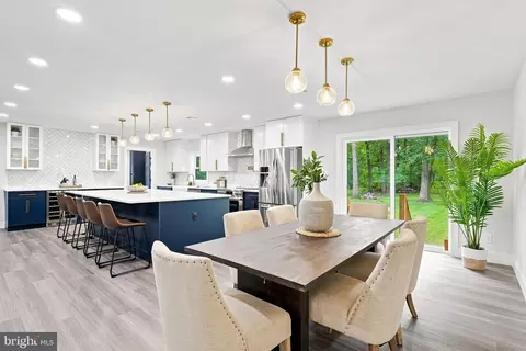 11 Stoopville Rd, Newtown, PA 18940