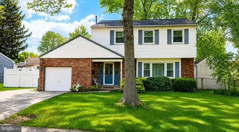 538 Elford Rd, Fairless Hills, PA 19030