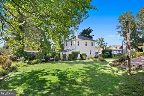 1043 Avenue #B, Langhorne, PA 19047