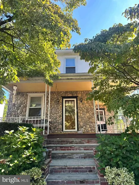 1043 Avenue #B, Langhorne, PA 19047