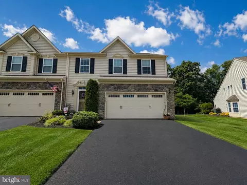 1083 Arbour Ln, Quakertown, PA 18951
