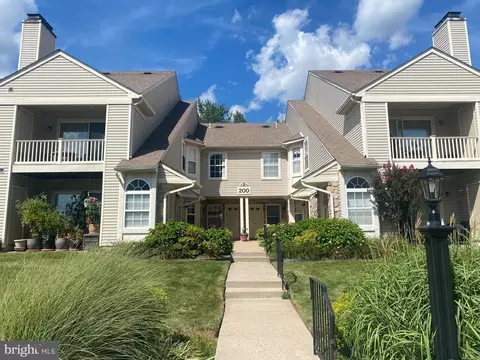 204 Andover Ct, Quakertown, PA 18951