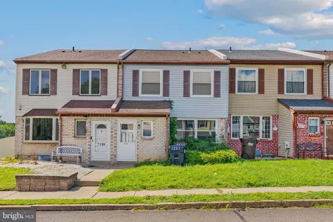 5110 Euston Ct, Bensalem, PA 19020