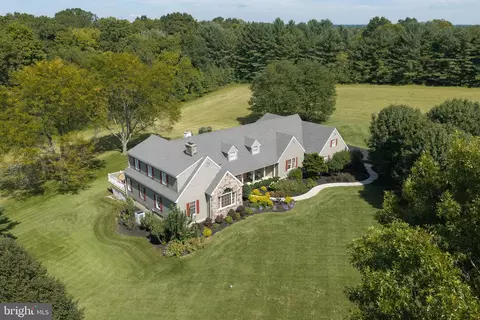 1703 Scott Dr, Newtown, PA 18940