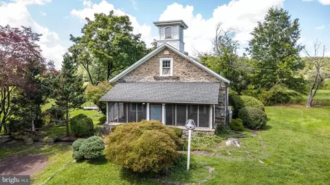 1510 Mink Rd #B, Perkasie, PA 18944