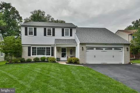 91 Forrest Dr, Holland, PA 18966