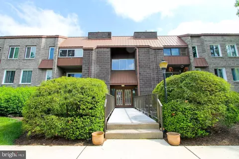114 Leedom #114, Newtown, PA 18940