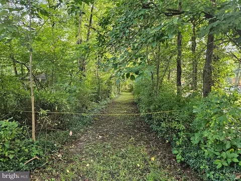 916 Thousand Acre Rd, Sellersville, PA 18960