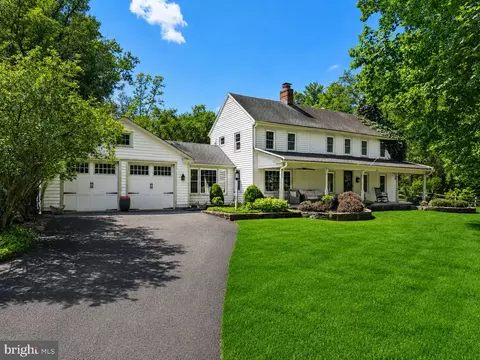 1442 River Rd, Upper Black Eddy, PA 18972