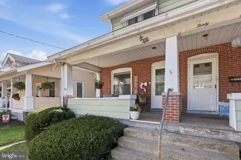 228 N Ambler St, Quakertown, PA 18951
