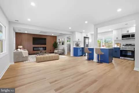 Other - 32 Iris Rd, Levittown, PA 19057 photo 2 of 10