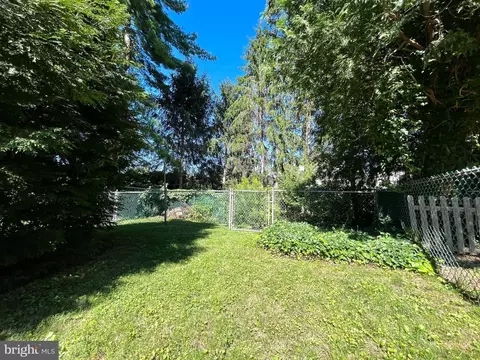 Exterior - 903 Clover Pl, Warminster, PA 18974 photo 3 of 3
