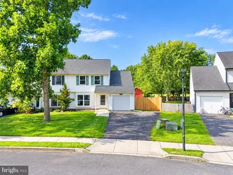 2037 Clover Mill Rd, Quakertown, PA 18951