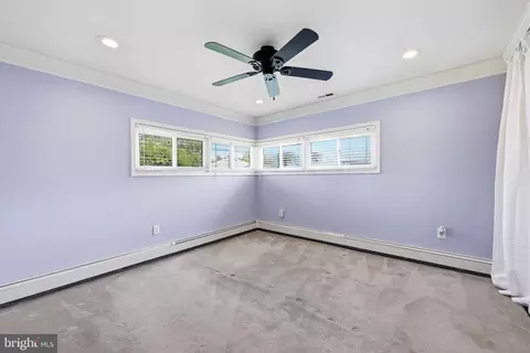 Bedroom - 48 Beechtree Rd, Levittown, PA 19057 photo 2 of 3