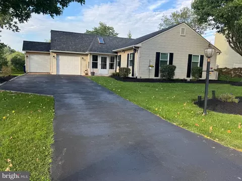 546 Old Mill Dr, Langhorne, PA 19047