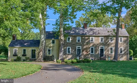 102 Pintail Pt, New Hope, PA 18938