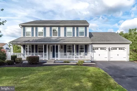 347 Beechwood Dr, Sellersville, PA 18960