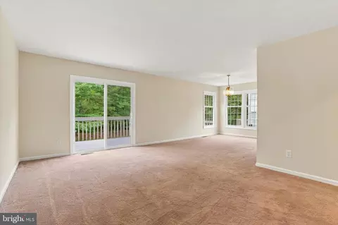 Living - 304 Eagle Ln, Doylestown, PA 18901 photo 6 of 7