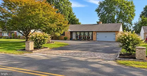 2515 Hillcrest Rd, Quakertown, PA 18951