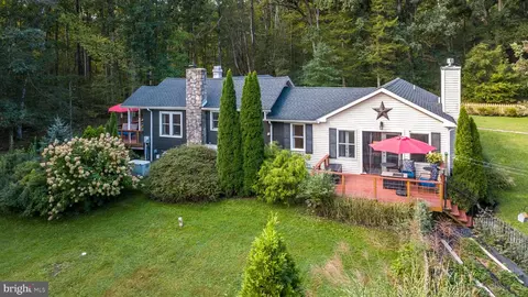 603 Haycock Run Rd, Kintnersville, PA 18930