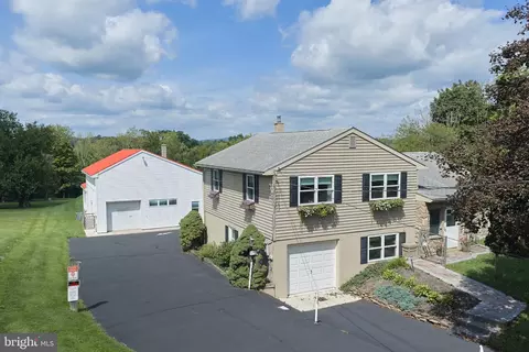 7078 Easton Rd, Pipersville, PA 18947